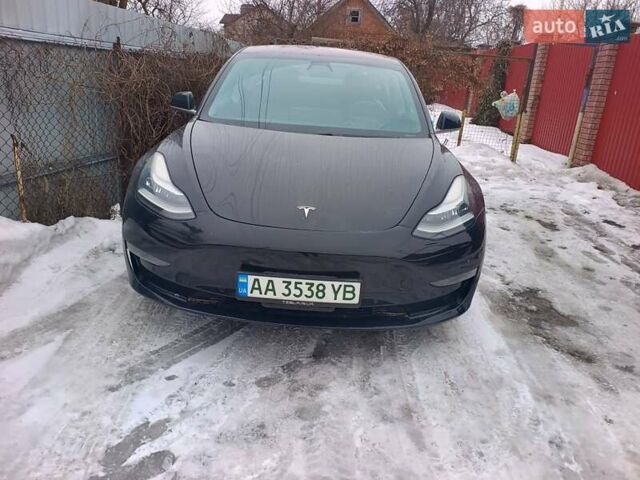 Черный Тесла Модель 3, объемом двигателя 0 л и пробегом 105 тыс. км за 15000 $, фото 1 на Automoto.ua