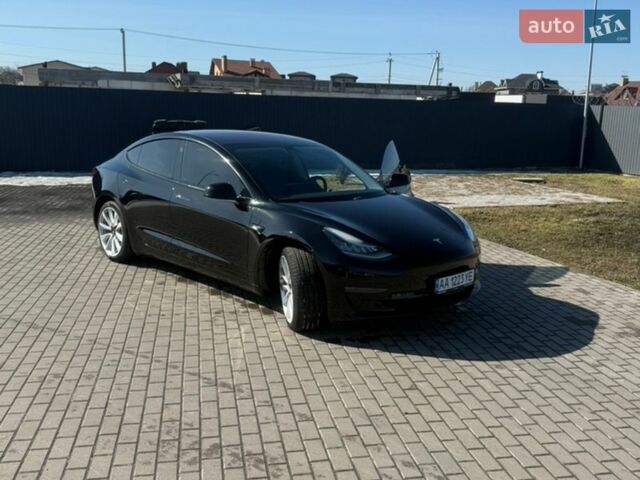 Черный Тесла Модель 3, объемом двигателя 0 л и пробегом 68 тыс. км за 16000 $, фото 1 на Automoto.ua
