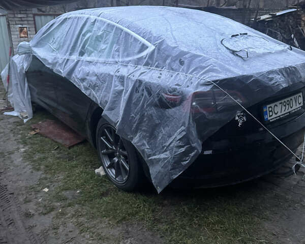 Чорний Тесла Модель 3, об'ємом двигуна 0 л та пробігом 205 тис. км за 14500 $, фото 1 на Automoto.ua