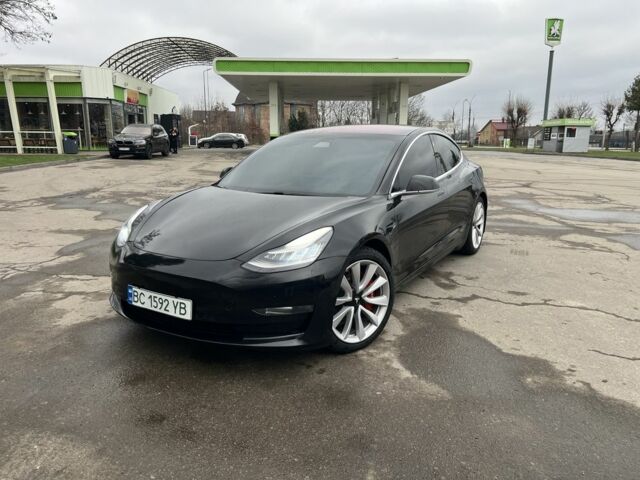 Чорний Тесла Модель 3, об'ємом двигуна 0 л та пробігом 198 тис. км за 16000 $, фото 1 на Automoto.ua