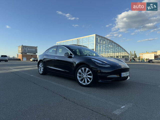 Тесла Модель 3 2019 у Києві на Automoto.ua Чорний Тесла Модель 3, об'ємом двигуна 0 л та пробігом 170 тис. км за 19900 $, фото 1 на Automoto.ua