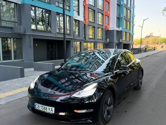 Черный Тесла Модель 3, объемом двигателя 0 л и пробегом 103 тыс. км за 18500 $, фото 1 на Automoto.ua