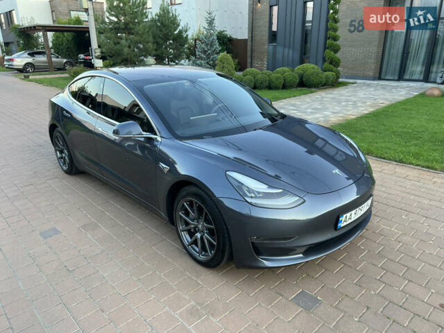Черный Тесла Модель 3, объемом двигателя 0 л и пробегом 85 тыс. км за 19000 $, фото 1 на Automoto.ua