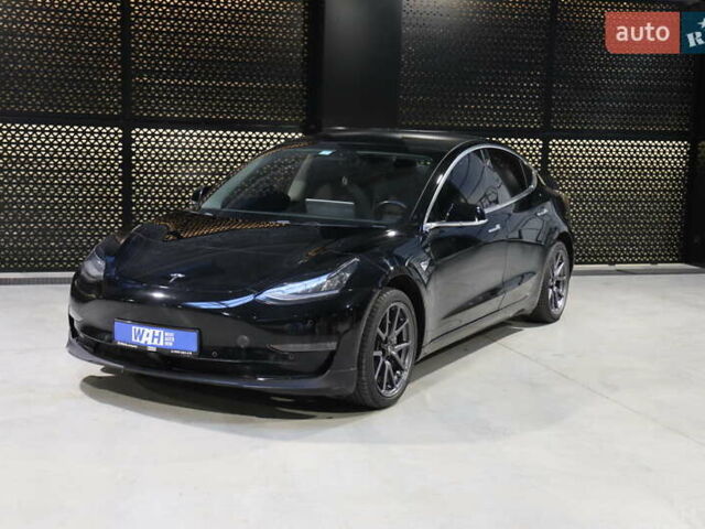 Чорний Тесла Модель 3, об'ємом двигуна 0 л та пробігом 163 тис. км за 15600 $, фото 1 на Automoto.ua