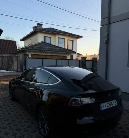 Чорний Тесла Модель 3, об'ємом двигуна 0 л та пробігом 80 тис. км за 15900 $, фото 1 на Automoto.ua