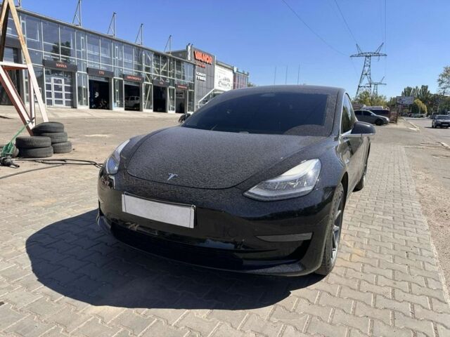 Чорний Тесла Модель 3, об'ємом двигуна 0 л та пробігом 150 тис. км за 12492 $, фото 1 на Automoto.ua