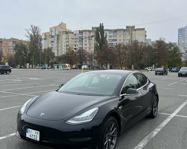 Тесла Модель 3 2019 у Ирпене на Automoto.ua Чорний Тесла Модель 3, об'ємом двигуна 0 л та пробігом 115 тис. км за 16000 $, фото 1 на Automoto.ua