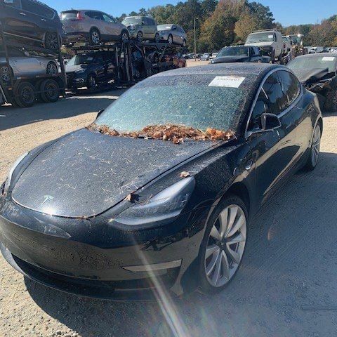 Черный Тесла Модель 3, объемом двигателя 0 л и пробегом 188 тыс. км за 11500 $, фото 1 на Automoto.ua