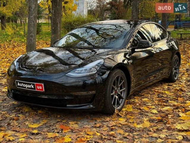 Черный Тесла Модель 3, объемом двигателя 0 л и пробегом 65 тыс. км за 25390 $, фото 1 на Automoto.ua