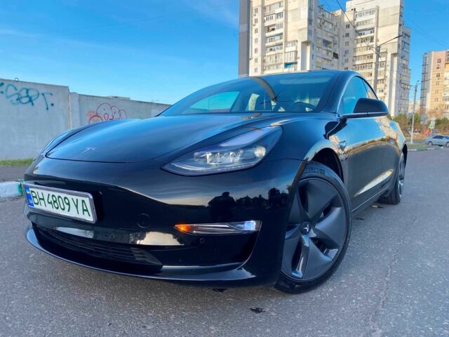 Черный Тесла Модель 3, объемом двигателя 0 л и пробегом 61 тыс. км за 24800 $, фото 1 на Automoto.ua