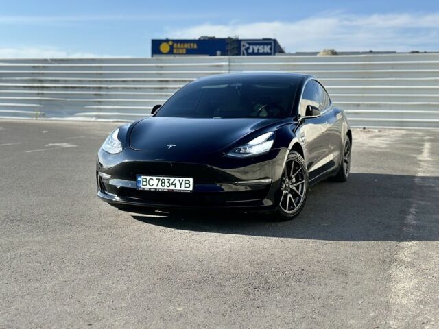 Черный Тесла Модель 3, объемом двигателя 0 л и пробегом 162 тыс. км за 17500 $, фото 1 на Automoto.ua