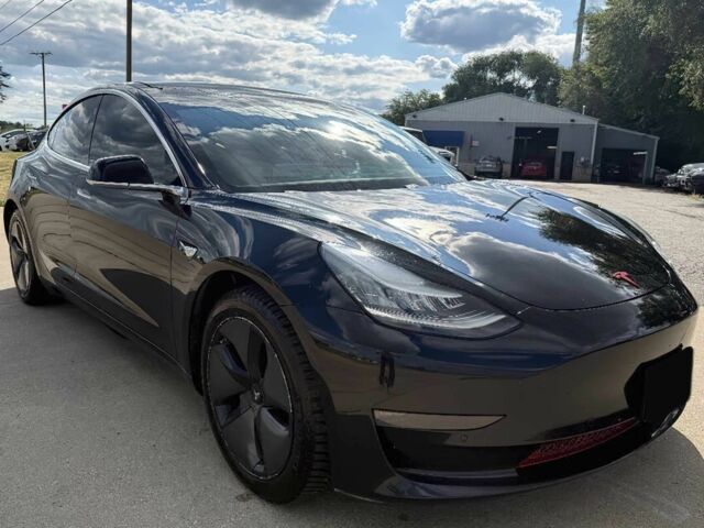 Чорний Тесла Модель 3, об'ємом двигуна 0 л та пробігом 60 тис. км за 7897 $, фото 1 на Automoto.ua