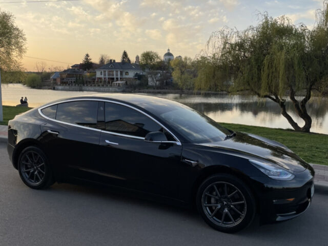 Чорний Тесла Модель 3, об'ємом двигуна 0 л та пробігом 91 тис. км за 18800 $, фото 1 на Automoto.ua