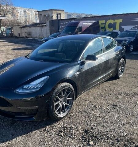 Чорний Тесла Модель 3, об'ємом двигуна 0 л та пробігом 127 тис. км за 16600 $, фото 1 на Automoto.ua