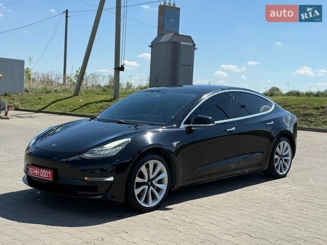 Черный Тесла Модель 3, объемом двигателя 0 л и пробегом 200 тыс. км за 11950 $, фото 1 на Automoto.ua