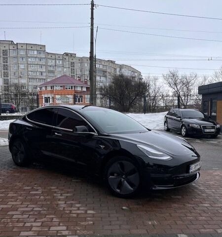 Черный Тесла Модель 3, объемом двигателя 0 л и пробегом 156 тыс. км за 16000 $, фото 1 на Automoto.ua