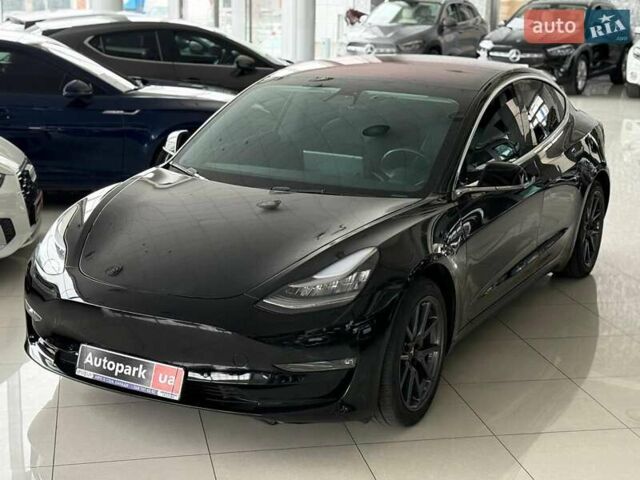 Черный Тесла Модель 3, объемом двигателя 0 л и пробегом 120 тыс. км за 16690 $, фото 1 на Automoto.ua