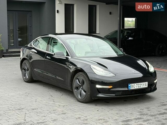 Черный Тесла Модель 3, объемом двигателя 0 л и пробегом 309 тыс. км за 12950 $, фото 1 на Automoto.ua