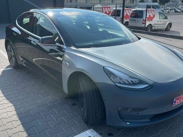 Черный Тесла Модель 3, объемом двигателя 0 л и пробегом 248 тыс. км за 11200 $, фото 1 на Automoto.ua