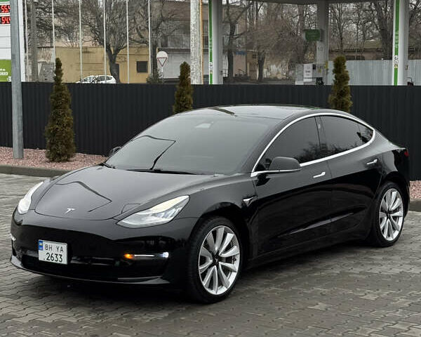 Черный Тесла Модель 3, объемом двигателя 0 л и пробегом 161 тыс. км за 16200 $, фото 1 на Automoto.ua