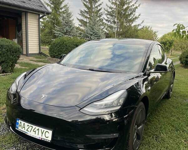 Чорний Тесла Модель 3, об'ємом двигуна 0 л та пробігом 40 тис. км за 18300 $, фото 1 на Automoto.ua