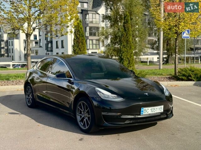 Чорний Тесла Модель 3, об'ємом двигуна 0 л та пробігом 134 тис. км за 14600 $, фото 1 на Automoto.ua
