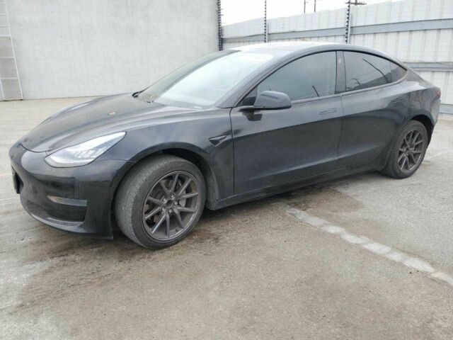 Черный Тесла Модель 3, объемом двигателя 0 л и пробегом 53 тыс. км за 6500 $, фото 1 на Automoto.ua