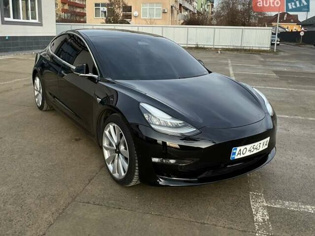 Черный Тесла Модель 3, объемом двигателя 0 л и пробегом 165 тыс. км за 16900 $, фото 1 на Automoto.ua