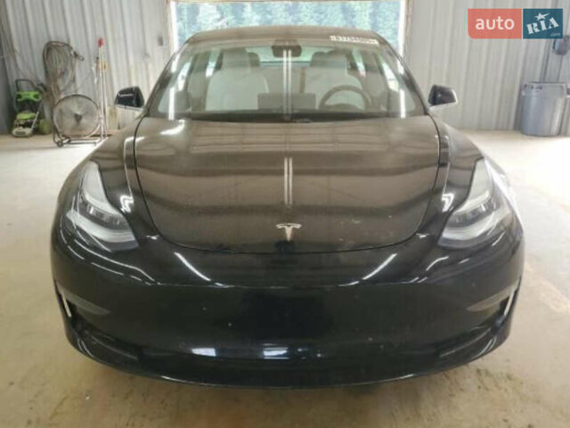 Чорний Тесла Модель 3, об'ємом двигуна 0 л та пробігом 77 тис. км за 18500 $, фото 1 на Automoto.ua