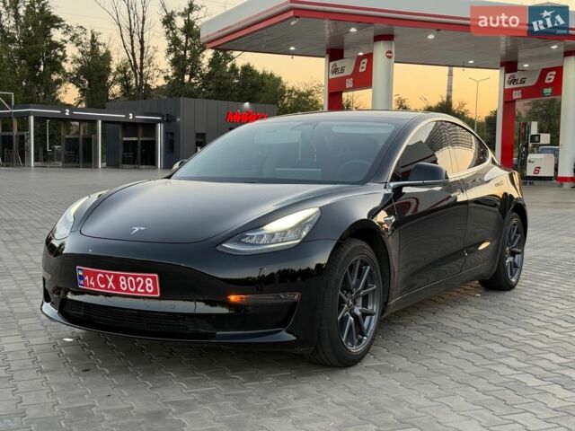 Черный Тесла Модель 3, объемом двигателя 0 л и пробегом 163 тыс. км за 15500 $, фото 1 на Automoto.ua