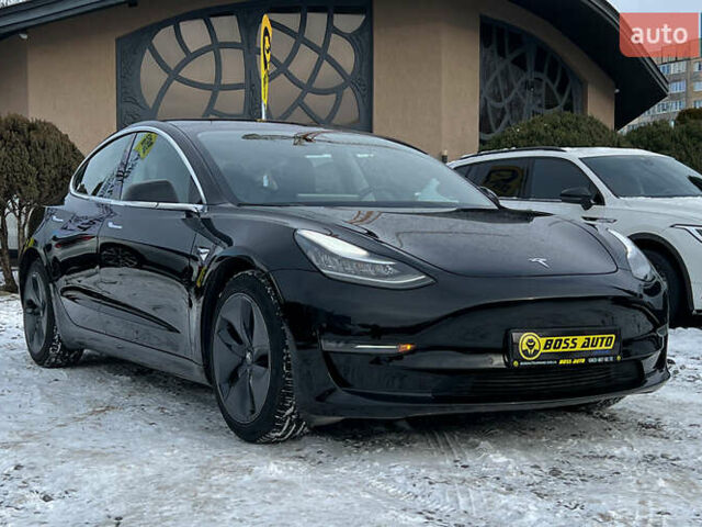 Черный Тесла Модель 3, объемом двигателя 0 л и пробегом 50 тыс. км за 18650 $, фото 1 на Automoto.ua
