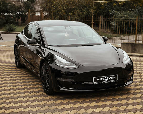 Чорний Тесла Модель 3, об'ємом двигуна 0 л та пробігом 200 тис. км за 17900 $, фото 1 на Automoto.ua