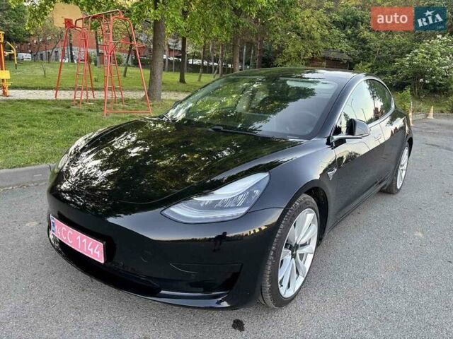 Чорний Тесла Модель 3, об'ємом двигуна 0 л та пробігом 120 тис. км за 15999 $, фото 1 на Automoto.ua