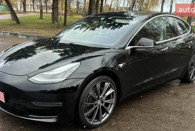 Черный Тесла Модель 3, объемом двигателя 0 л и пробегом 155 тыс. км за 16500 $, фото 1 на Automoto.ua