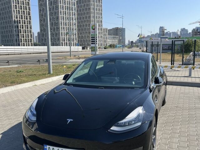 Чорний Тесла Модель 3, об'ємом двигуна 0 л та пробігом 130 тис. км за 15999 $, фото 1 на Automoto.ua