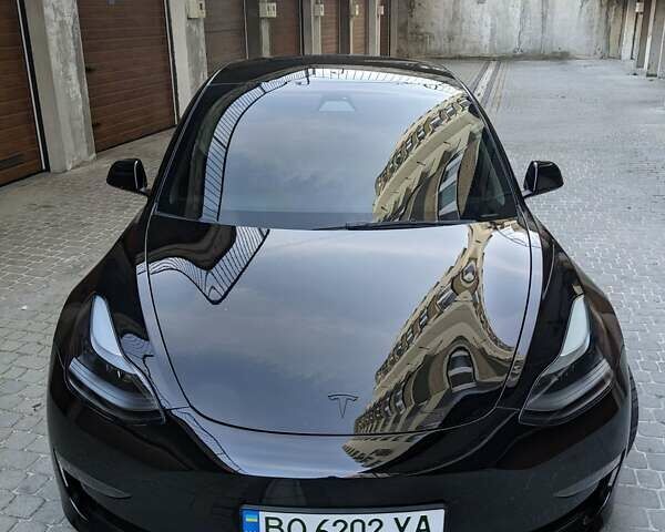 Черный Тесла Модель 3, объемом двигателя 0 л и пробегом 12 тыс. км за 18700 $, фото 1 на Automoto.ua