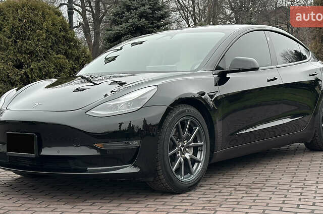 Чорний Тесла Модель 3, об'ємом двигуна 0 л та пробігом 120 тис. км за 19500 $, фото 1 на Automoto.ua