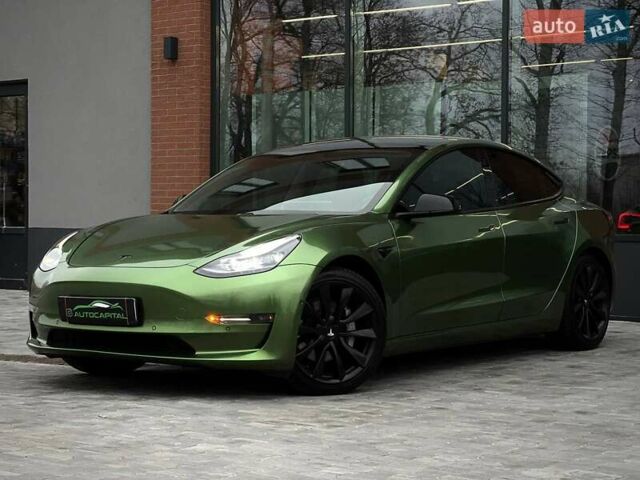 Тесла Модель 3 2021 у Києві на Automoto.ua Чорний Тесла Модель 3, об'ємом двигуна 0 л та пробігом 40 тис. км за 22990 $, фото 1 на Automoto.ua