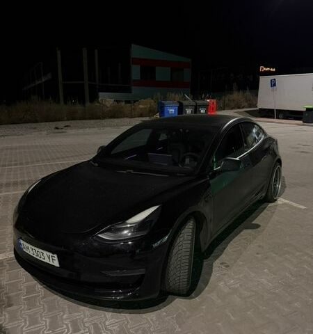 Чорний Тесла Модель 3, об'ємом двигуна 0 л та пробігом 57 тис. км за 22500 $, фото 1 на Automoto.ua