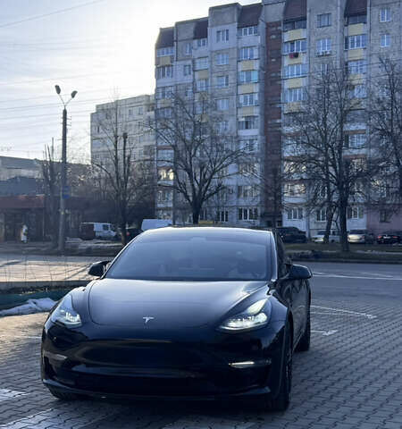 Черный Тесла Модель 3, объемом двигателя 0 л и пробегом 57 тыс. км за 25499 $, фото 1 на Automoto.ua