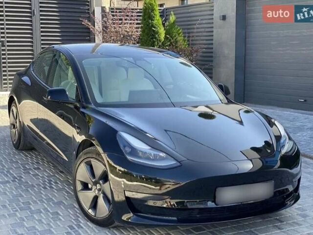 Черный Тесла Модель 3, объемом двигателя 0 л и пробегом 35 тыс. км за 26990 $, фото 1 на Automoto.ua