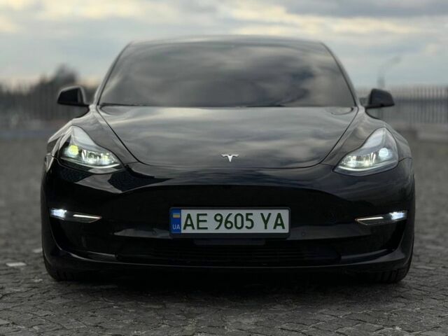 Черный Тесла Модель 3, объемом двигателя 0 л и пробегом 126 тыс. км за 18500 $, фото 1 на Automoto.ua