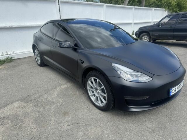 Чорний Тесла Модель 3, об'ємом двигуна 0 л та пробігом 55 тис. км за 16500 $, фото 1 на Automoto.ua