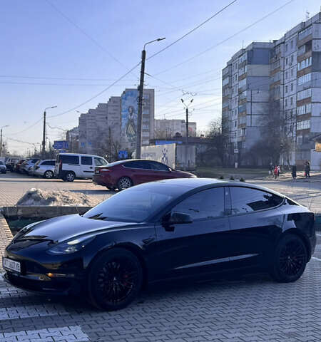 Черный Тесла Модель 3, объемом двигателя 0 л и пробегом 57 тыс. км за 25499 $, фото 1 на Automoto.ua