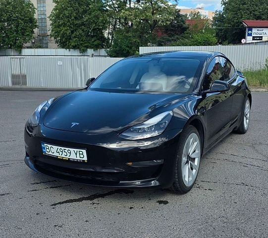 Чорний Тесла Модель 3, об'ємом двигуна 0 л та пробігом 117 тис. км за 21500 $, фото 1 на Automoto.ua