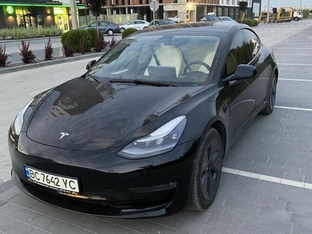 Чорний Тесла Модель 3, об'ємом двигуна 2 л та пробігом 193 тис. км за 18500 $, фото 1 на Automoto.ua