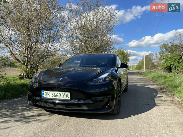 Черный Тесла Модель 3, объемом двигателя 0 л и пробегом 44 тыс. км за 22500 $, фото 1 на Automoto.ua