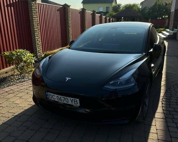 Черный Тесла Модель 3, объемом двигателя 0 л и пробегом 31 тыс. км за 22222 $, фото 1 на Automoto.ua