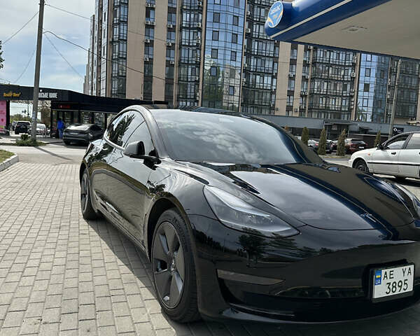 Чорний Тесла Модель 3, об'ємом двигуна 0 л та пробігом 32 тис. км за 26000 $, фото 1 на Automoto.ua