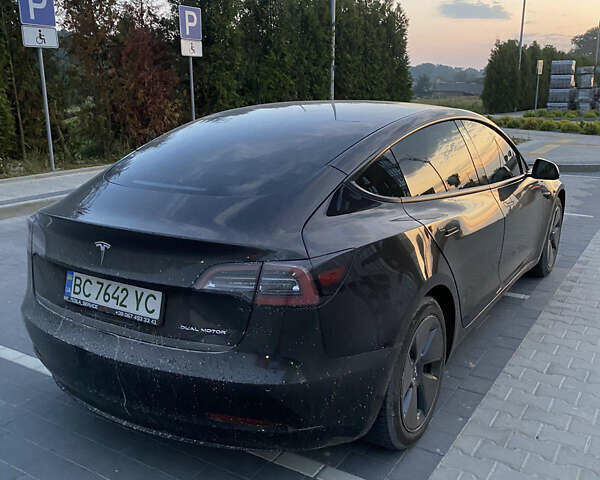 Черный Тесла Модель 3, объемом двигателя 0 л и пробегом 212 тыс. км за 18500 $, фото 1 на Automoto.ua